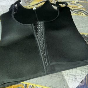 A waist trainer,been used once it was big on me,its a medium size waist trainer